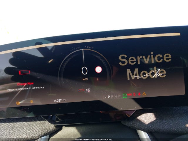 Lucid Air Pure 2025 50EA1PGA5SA005695 Image 7
