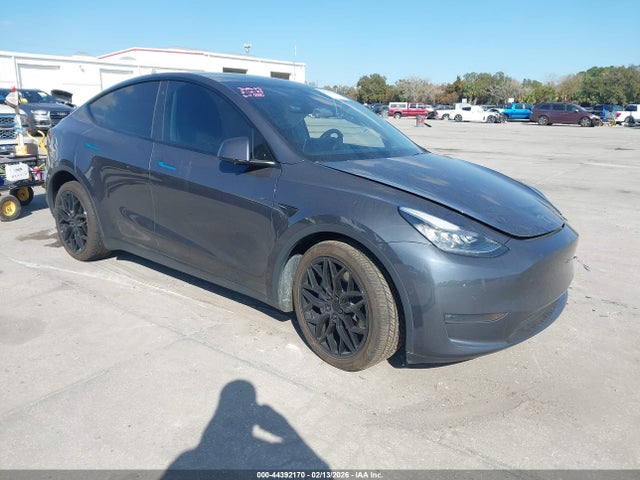 2020 TESLA MODEL Y 5YJYGDEEXLF039310 Photo 0