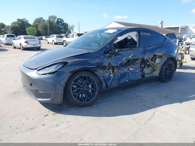 2020 TESLA MODEL Y 5YJYGDEEXLF039310 Photo 1