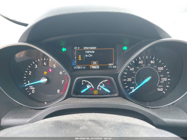 1FMCU9GD2JUA68272 Ford ESCAPE SE
