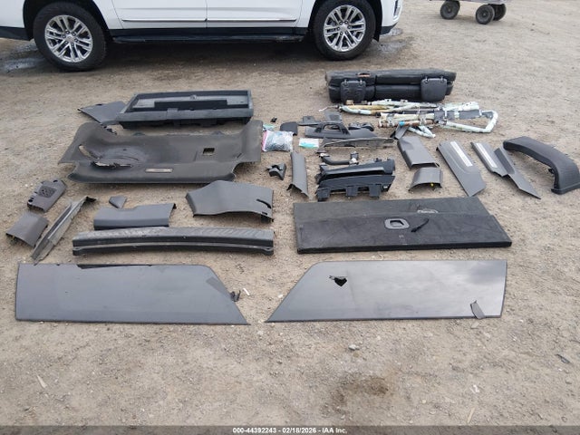 Aukcja sprzedaży 2021 Gmc Yukon Xl 2wd Slt, vin: 1GKS1GKD2MR245483, numer aukcji: 44392243