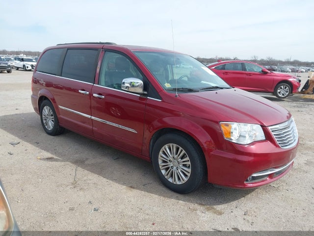 2016 CHRYSLER TOWN & COUNTRY 2C4RC1CG3GR215594