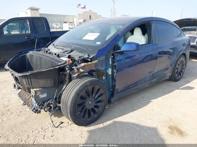 Продажа на аукционе авто 2022 Tesla Model X Dual Motor All-wheel Drive, vin: 7SAXCBE57NF363929, номер лота: 44392263
