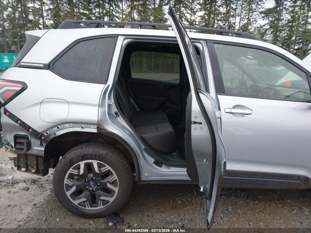 Subaru Forester Premium 2025 JF2SLDDC5SH437879 Image 8