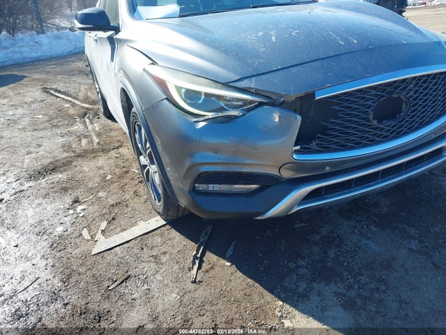 44392283 :رقم المزاد ، SJKCH5CR5HA030613 vin ، 2017 Infiniti Qx30 Premium مزاد بيع