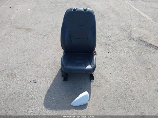 Ford Fusion Hybrid Titanium 2019 3FA6P0RU7KR239985 Image 12