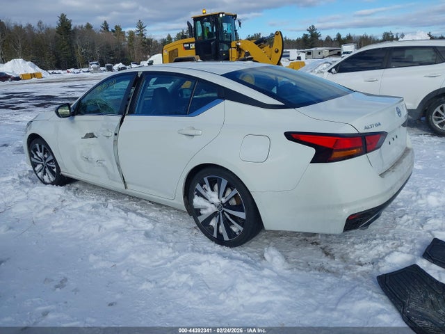 1N4BL4CV3NN307094 Nissan Altima Sr Fwd