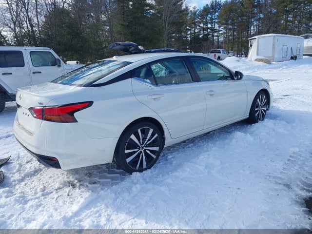1N4BL4CV3NN307094 Nissan Altima Sr Fwd