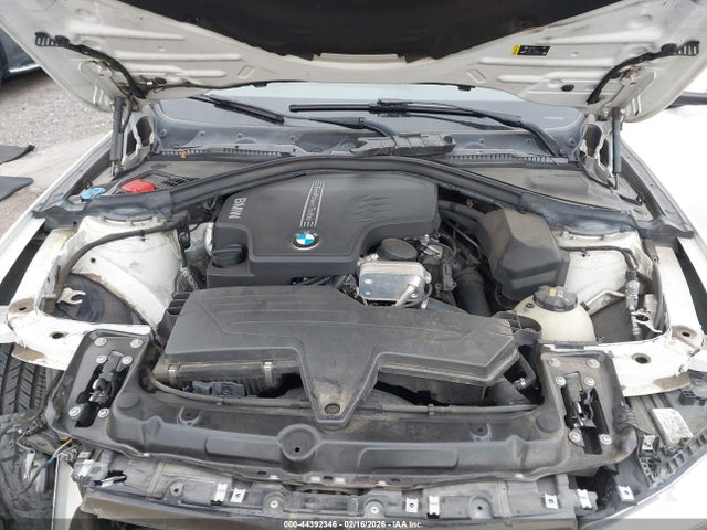 WBA8E1G32HNU17285 BMW 320i