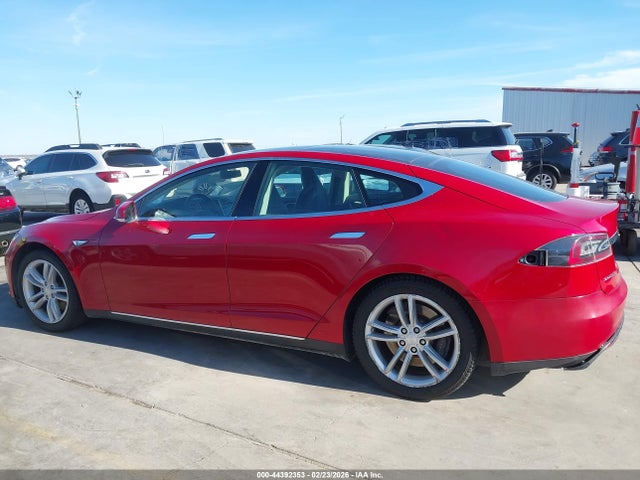 Продажа на аукционе авто 2014 Tesla Model S P85, vin: 5YJSA1H11EFP44210, номер лота: 44392353