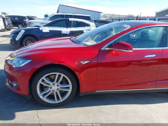 Продажа на аукционе авто 2014 Tesla Model S P85, vin: 5YJSA1H11EFP44210, номер лота: 44392353