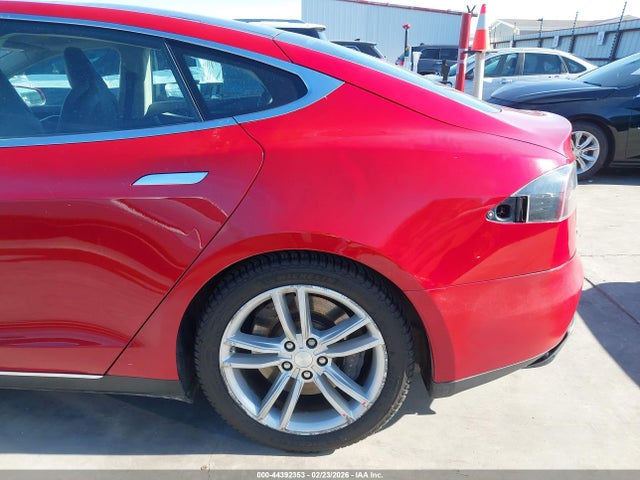 Продажа на аукционе авто 2014 Tesla Model S P85, vin: 5YJSA1H11EFP44210, номер лота: 44392353
