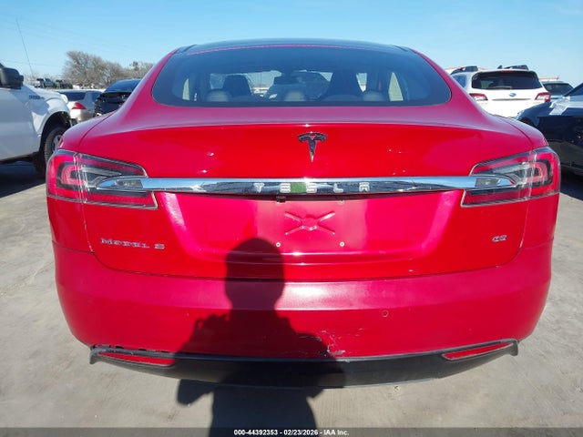 Продажа на аукционе авто 2014 Tesla Model S P85, vin: 5YJSA1H11EFP44210, номер лота: 44392353