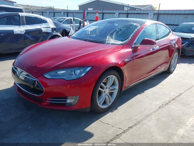 2014 TESLA MODEL S 5YJSA1H11EFP44210 Photo 1