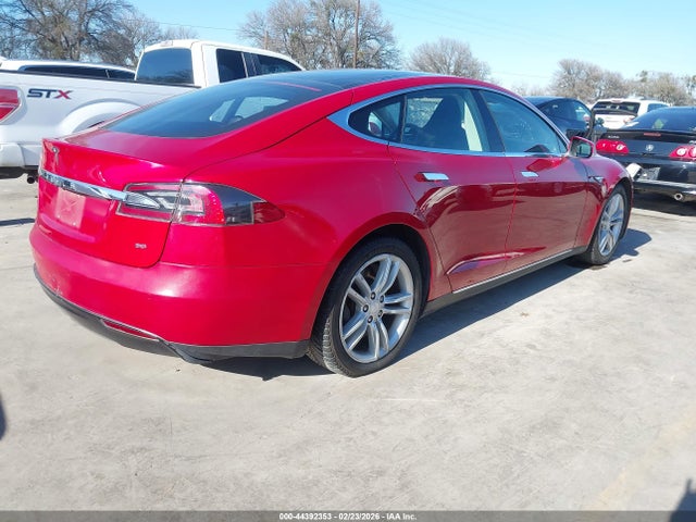 2014 TESLA MODEL S 5YJSA1H11EFP44210 Photo 3