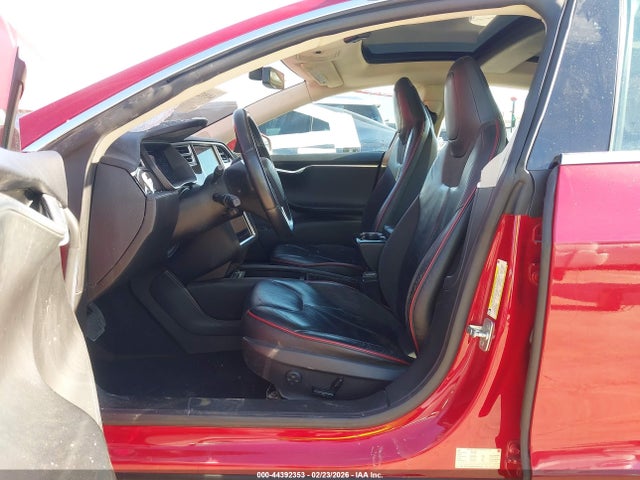 2014 TESLA MODEL S 5YJSA1H11EFP44210 Photo 4