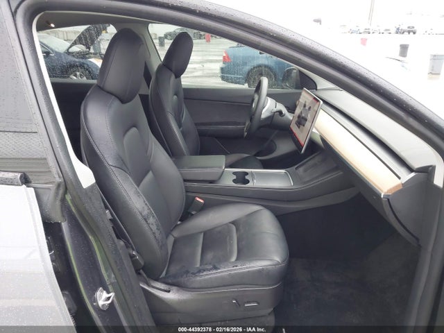 2022 TESLA MODEL Y 7SAYGDEF2NF405663 Photo 4