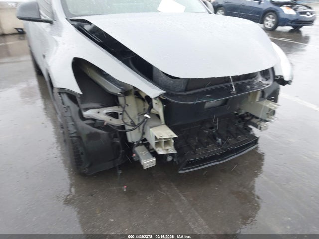 2022 TESLA MODEL Y 7SAYGDEF2NF405663 Photo 5