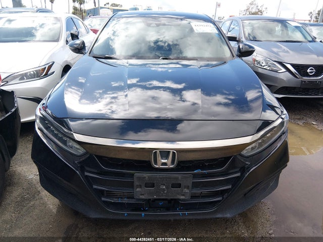 1HGCV1F30KA051437 Honda Accord Sport