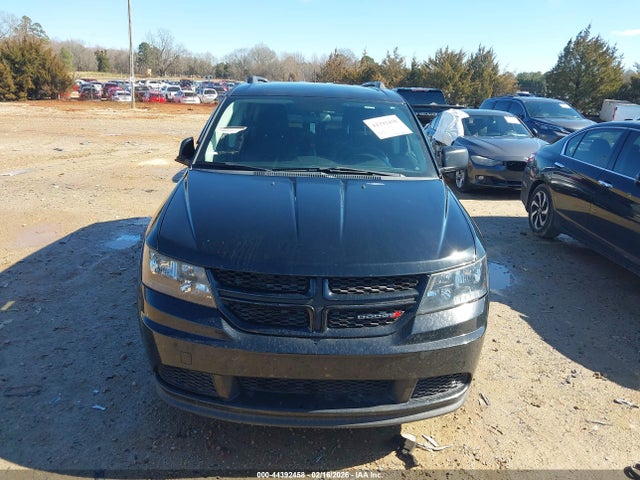 44392458 :رقم المزاد ، 3C4PDCAB2JT243589 vin ، 2018 Dodge Journey Se مزاد بيع