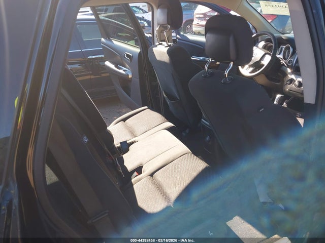 44392458 :رقم المزاد ، 3C4PDCAB2JT243589 vin ، 2018 Dodge Journey Se مزاد بيع