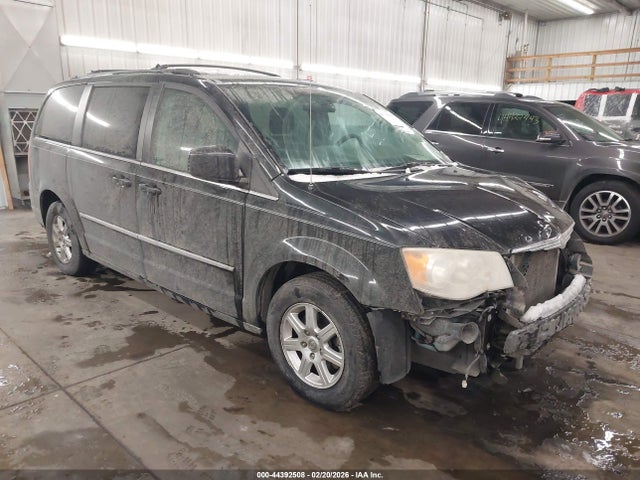 2010 CHRYSLER TOWN & COUNTRY 2A4RR5D17AR420952