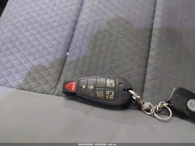 2010 CHRYSLER TOWN & COUNTRY 2A4RR5D17AR420952 Photo 10