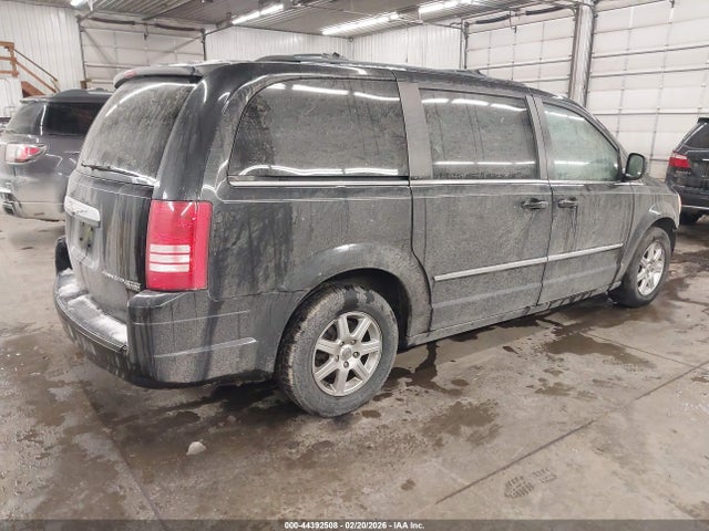 2010 CHRYSLER TOWN & COUNTRY 2A4RR5D17AR420952 Photo 3