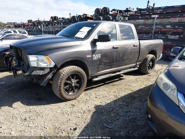 1C6RR6TTXLS102749 RAM 1500 Classic Slt 4x2 6&#039;4 Box