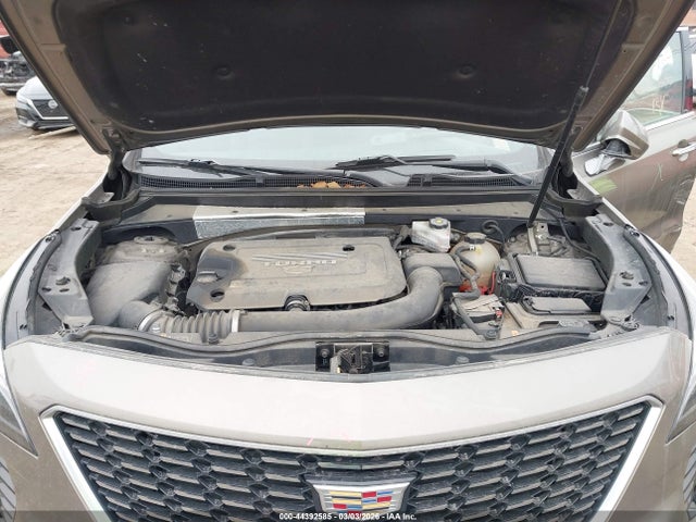 44392585 :رقم المزاد ، 1GYFZDR41LF046008 vin ، 2020 Cadillac Xt4 Awd Premium Luxury مزاد بيع