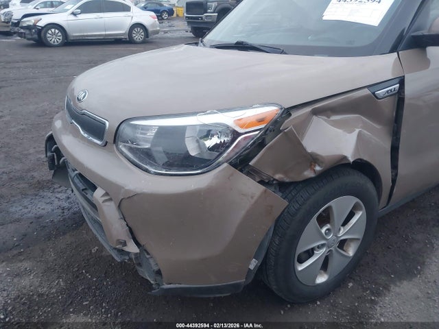 KIA Soul 2015 KNDJN2A22F7216398 Image 6