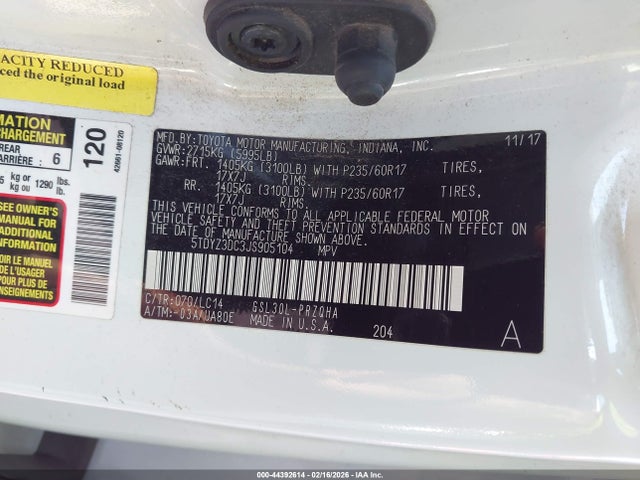 5TDYZ3DC3JS905104 Toyota Sienna Xle Premium 8 Passenger