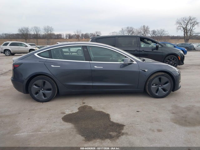 5YJ3E1EB1JF103820 Tesla Model 3 Long Range/performance