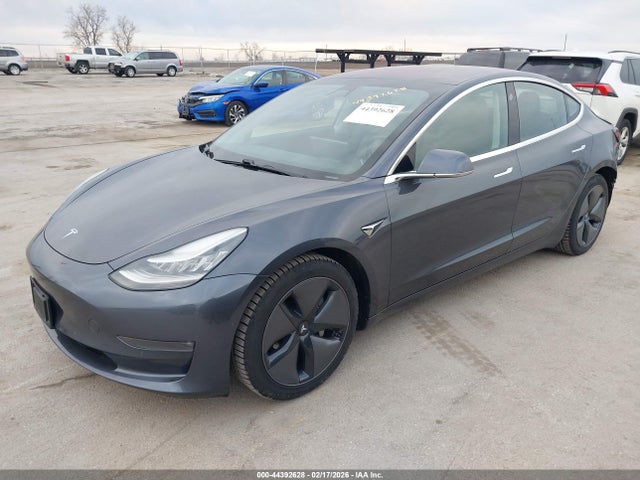 5YJ3E1EB1JF103820 Tesla Model 3 Long Range/performance