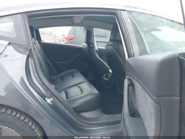 5YJ3E1EB1JF103820 Tesla Model 3 Long Range/performance