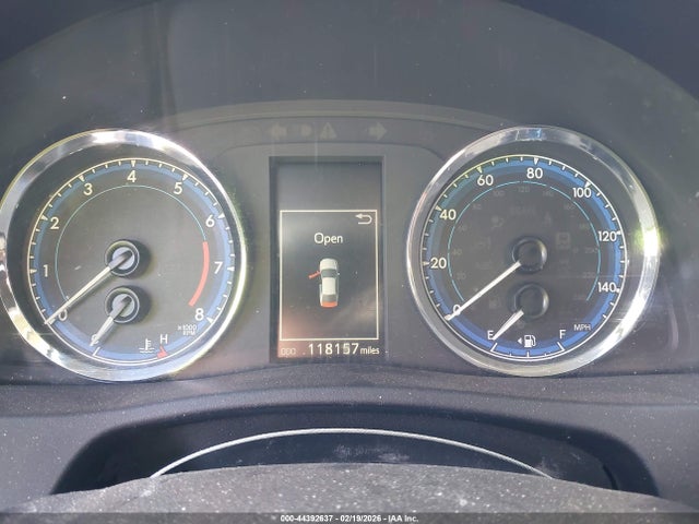 2T1BURHE4HC892160 Toyota COROLLA SE