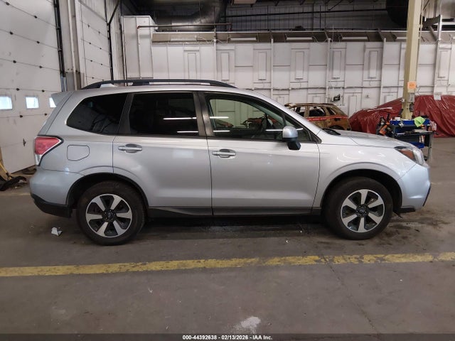 Aukcja sprzedaży 2018 Subaru Forester 2.5i Premium, vin: JF2SJAEC3JH421133, numer aukcji: 44392638