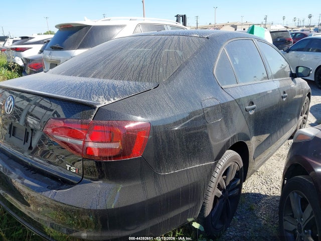 3VWD17AJ8JM205608 Volkswagen Jetta 1.8t Se Sport