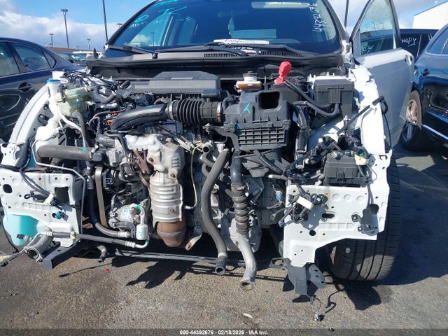 Honda CR-V EX 2019 7FARW2H51KE041182 Image 6