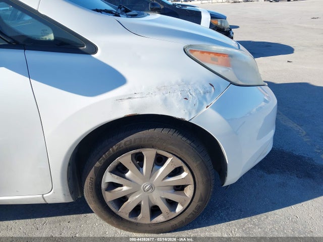 2016 Nissan Versa Note მანქანა იყიდება აუქციონზე, vin: 3N1CE2CP6GL362871, აუქციონის ნომერი: 44392677