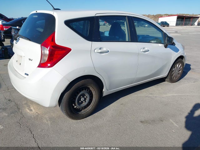 2016 Nissan Versa Note მანქანა იყიდება აუქციონზე, vin: 3N1CE2CP6GL362871, აუქციონის ნომერი: 44392677