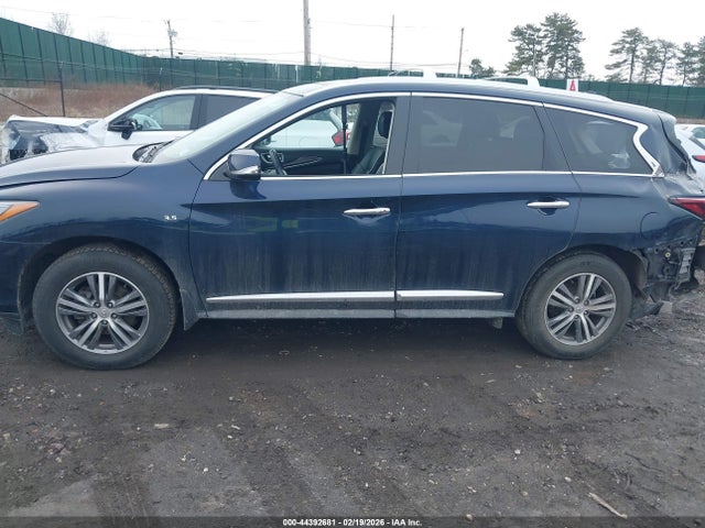 2020 Infiniti Qx60 Luxe Awd მანქანა იყიდება აუქციონზე, vin: 5N1DL0MM6LC525584, აუქციონის ნომერი: 44392681