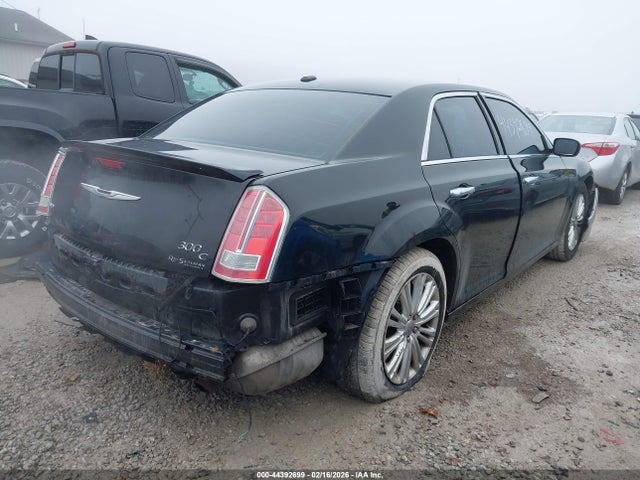 2014 Chrysler 300c Awd მანქანა იყიდება აუქციონზე, vin: 2C3CCAKT9EH120260, აუქციონის ნომერი: 44392699