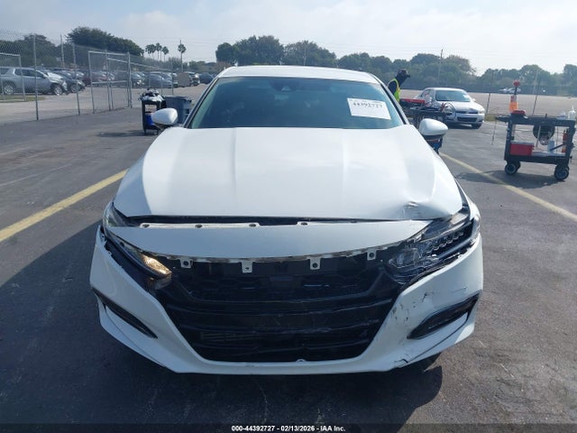 Продажа на аукционе авто 2019 Honda Accord Sport, vin: 1HGCV1F38KA156016, номер лота: 44392727