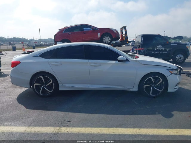Продажа на аукционе авто 2019 Honda Accord Sport, vin: 1HGCV1F38KA156016, номер лота: 44392727