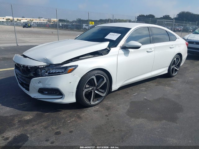Продажа на аукционе авто 2019 Honda Accord Sport, vin: 1HGCV1F38KA156016, номер лота: 44392727