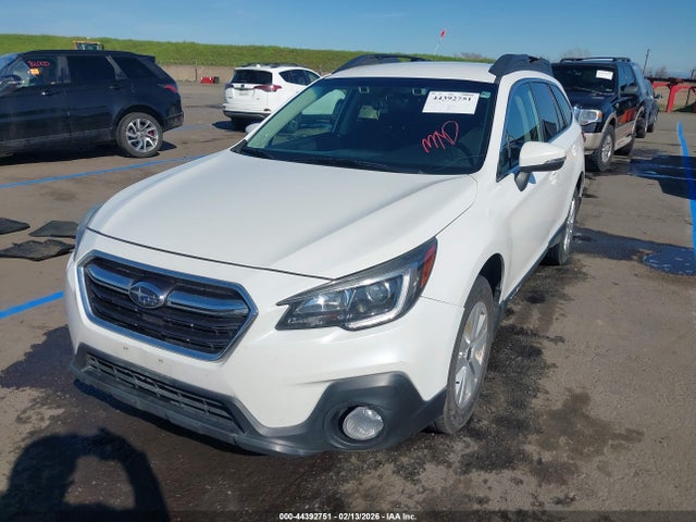 4S4BSAFC7J3384025 Subaru Outback 2.5i Premium