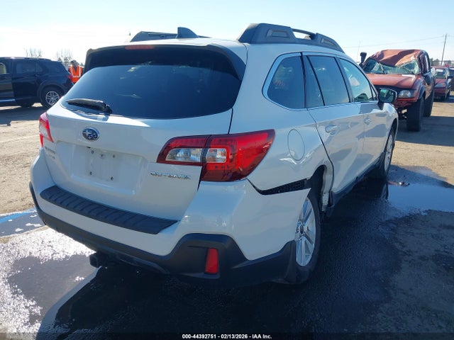 4S4BSAFC7J3384025 Subaru Outback 2.5i Premium