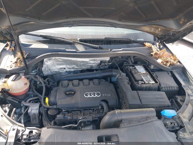 44392762 :رقم المزاد ، WA1BCCFS5HR013208 vin ، 2017 Audi Q3 2.0t Premium مزاد بيع
