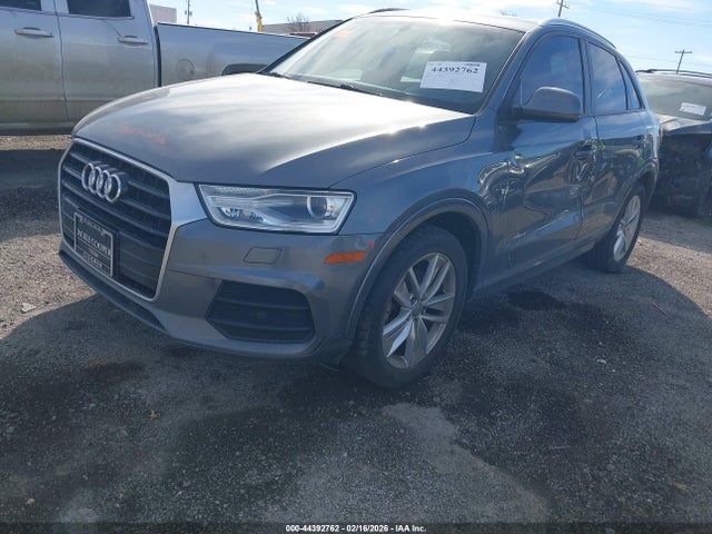 44392762 :رقم المزاد ، WA1BCCFS5HR013208 vin ، 2017 Audi Q3 2.0t Premium مزاد بيع